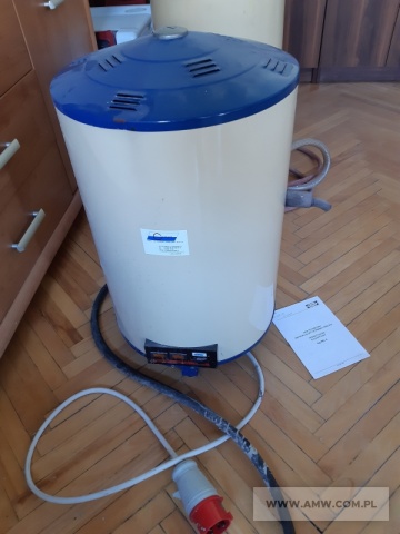 Urządzenia medyczne - pakiet zawierający 6 poz. asort. (wg oddzielnego wykazu), w tym: autoklawy - 3 szt., redestylator TYP REL-5 - 2 szt., komora cieplna KBC-25/G - 1 szt. 